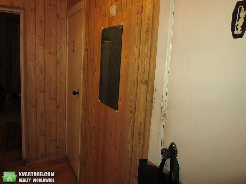 Sell 2-room apartment. Киев, Тростянецкая — photo 1