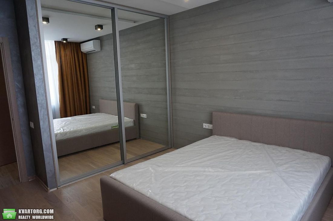 Rent out 2-room apartment. Киев, Сикорского — photo 5