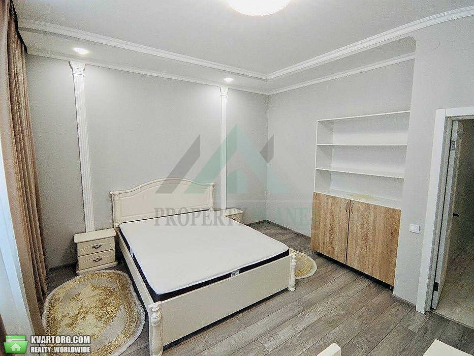 Rent out 2-room apartment. Киев, Жамбила жабаева — photo 4