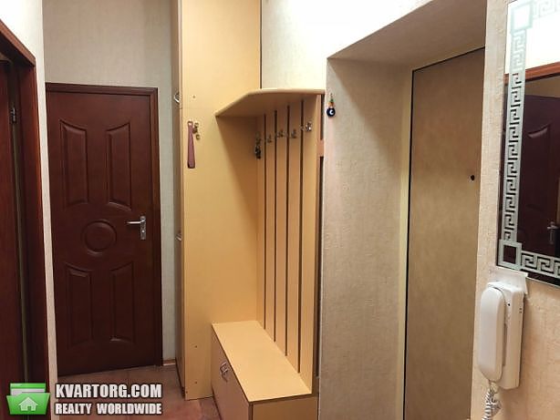 Rent out 2-room apartment. Киев,  Шелковичная — photo 8