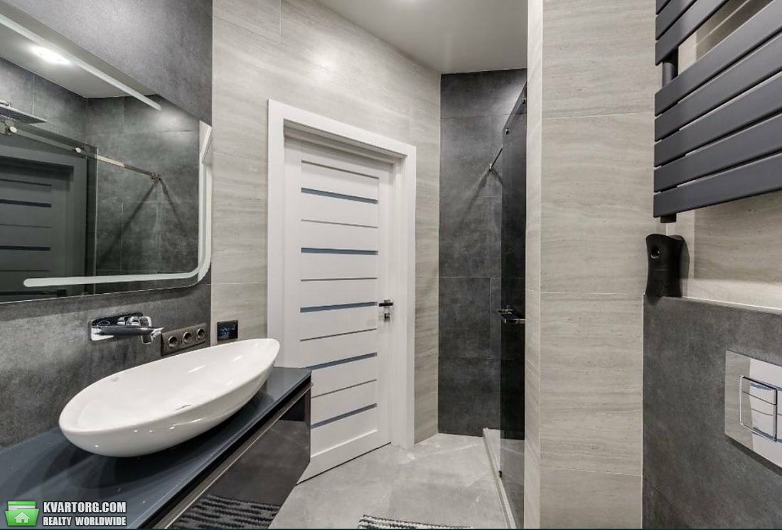 Rent out 2-room apartment. Киев,  Трутенко — photo 7