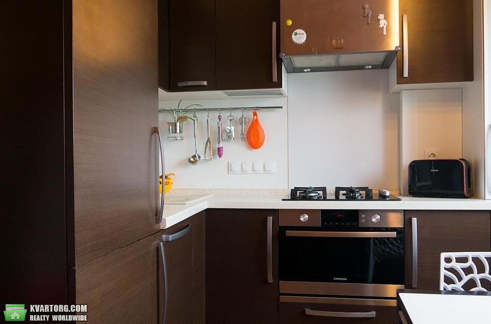 Rent out 2-room apartment. Киев,  Лютеранская — photo 7