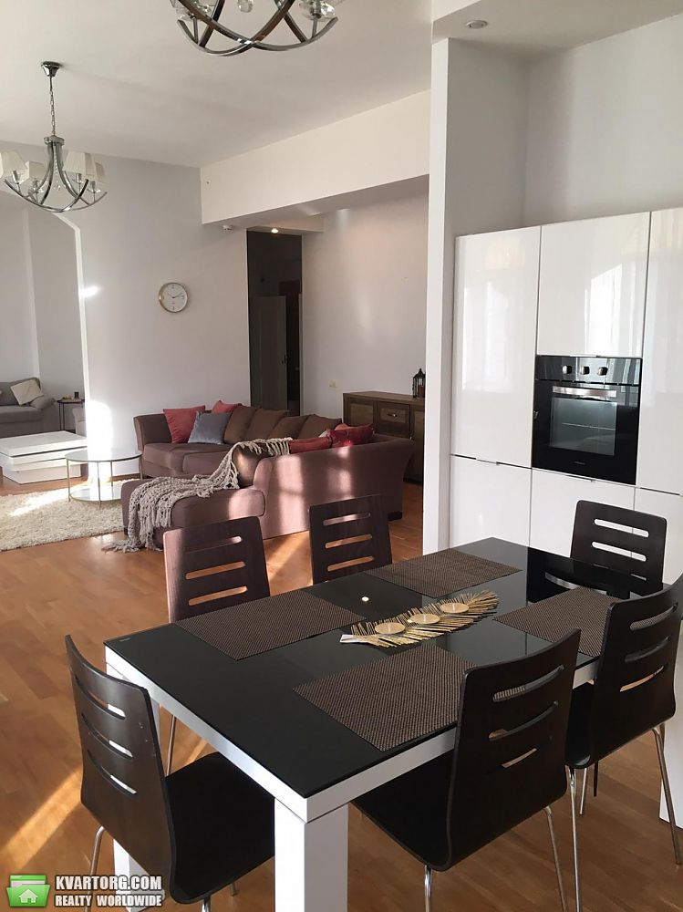 Rent out 4-room apartment. Киев,  Никольско-Ботаническая — photo 8