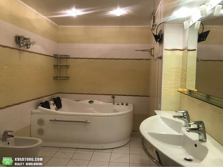 Rent out 3-room apartment. Киев,  Срибнокильская — photo 4