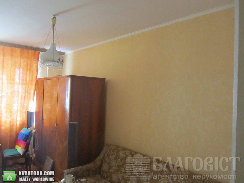 Sell 2-room apartment. Киев,  Захаровская — photo 3