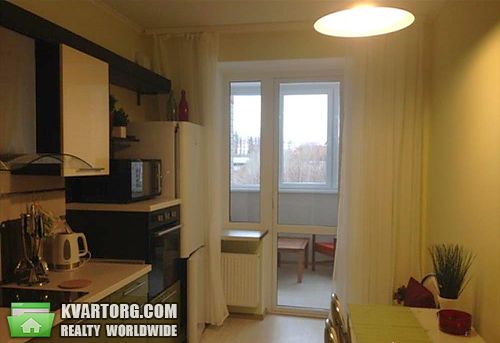 Rent out 1-room apartment. Киев, Старонаводницкая — photo 2