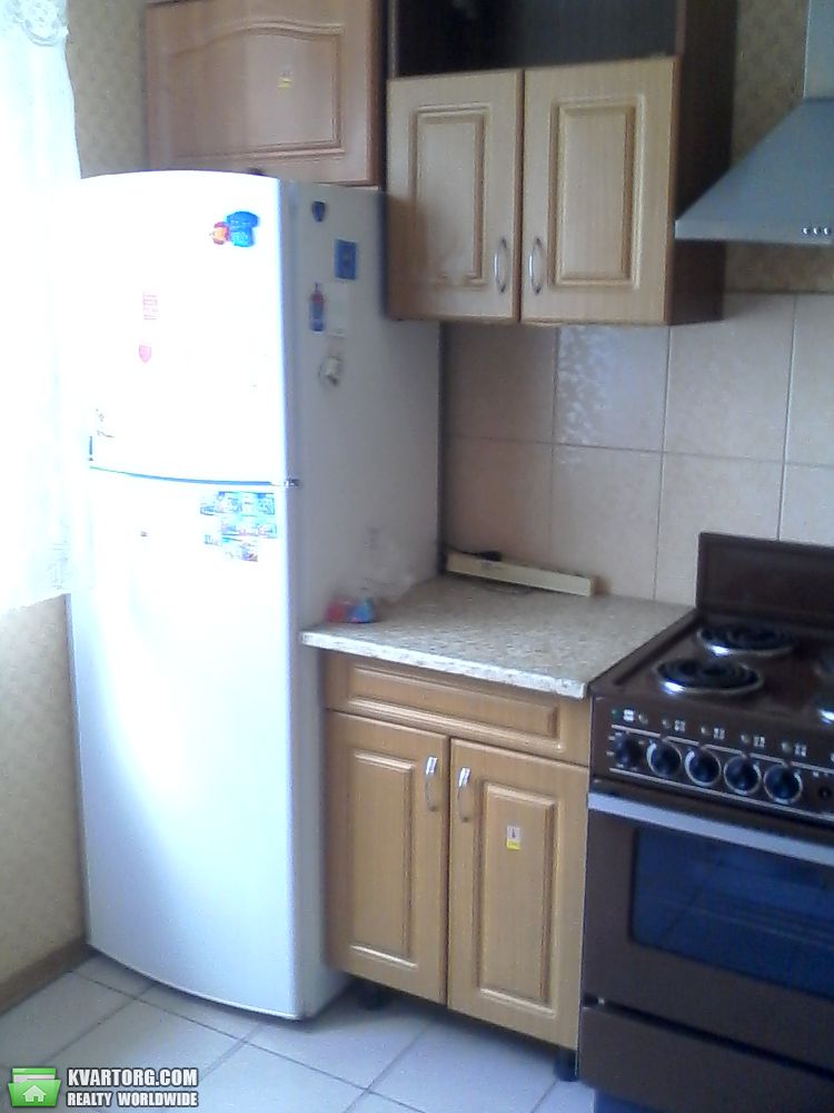 Rent out 2-room apartment. Киев, Волгоградская — photo 1