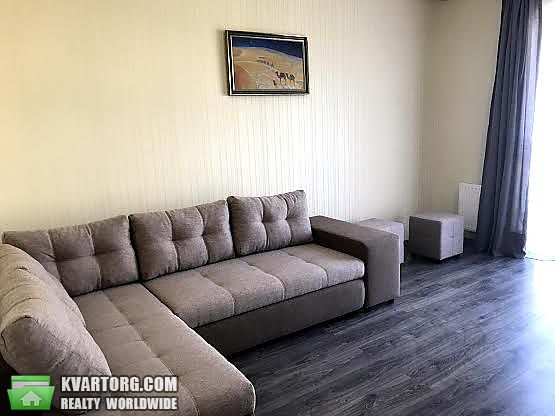 Rent out 2-room apartment. Киев,  Метрологическая — photo 4