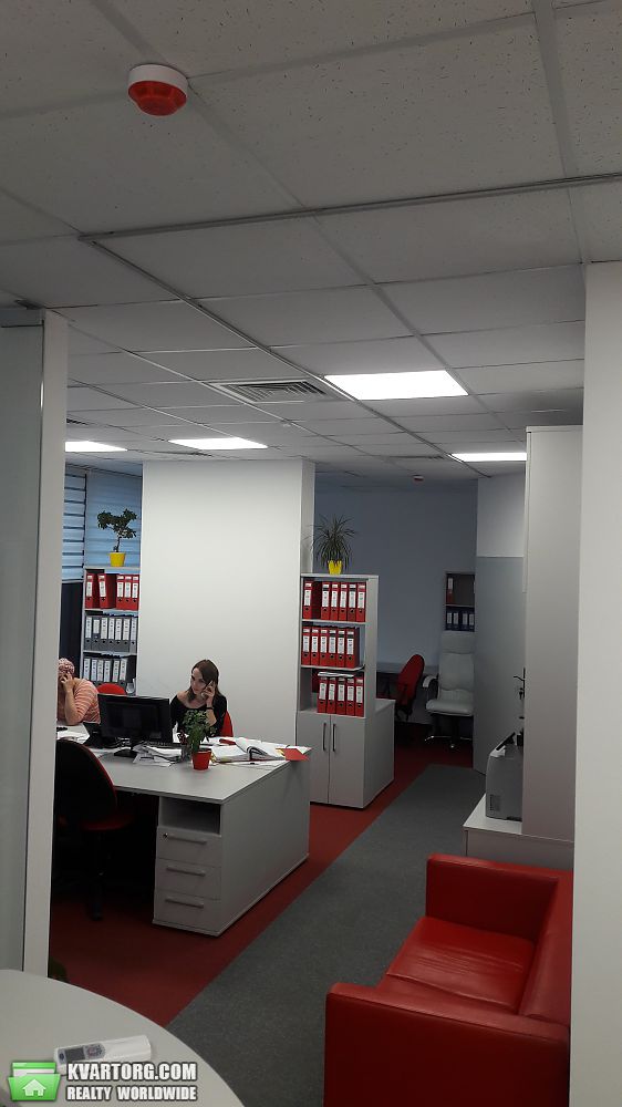 Rent out office. Киев, Оболонский проспект — photo 2