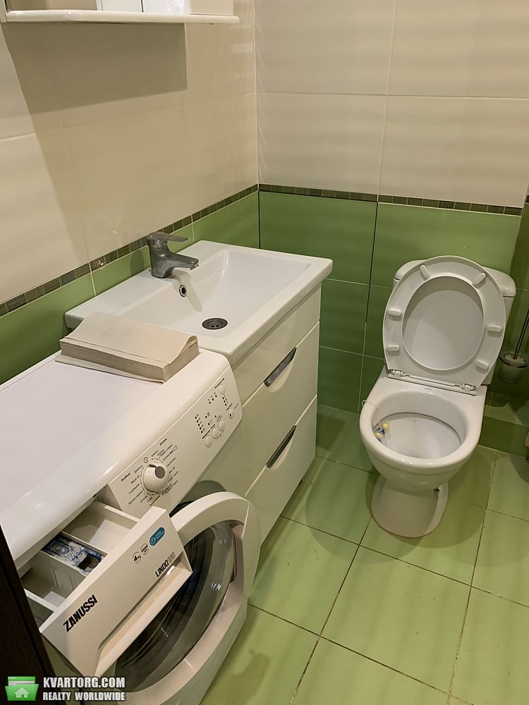 Rent out 1-room apartment. Буча, Билокур — photo 7