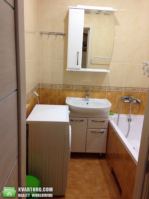 Rent out 1-room apartment. Киев,  Трутенко — photo 8