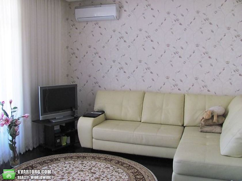 Sell 3-room apartment. Киев, Замковецкая — photo 1