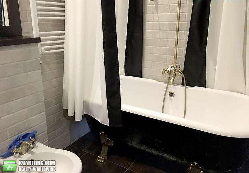 Rent out 3-room apartment. Киев,  Тургеневская — photo 10