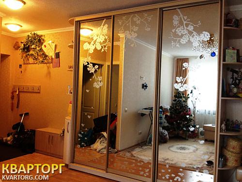 Rent out 3-room apartment. Киев,  Шамрыло — photo 3