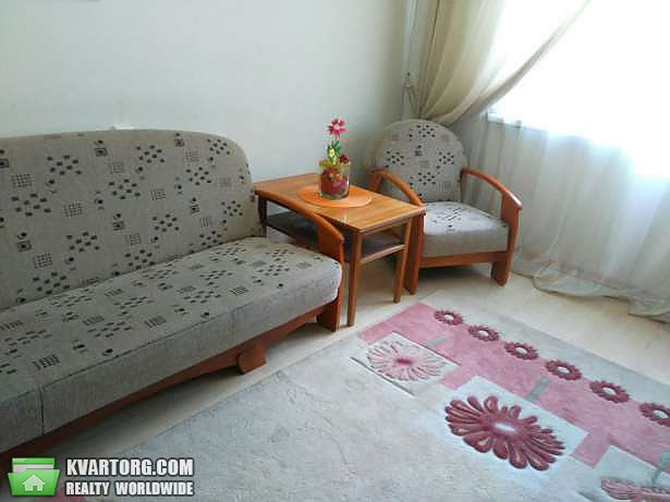 Sell 3-room apartment. Киев,  Героев Днепра — photo 1