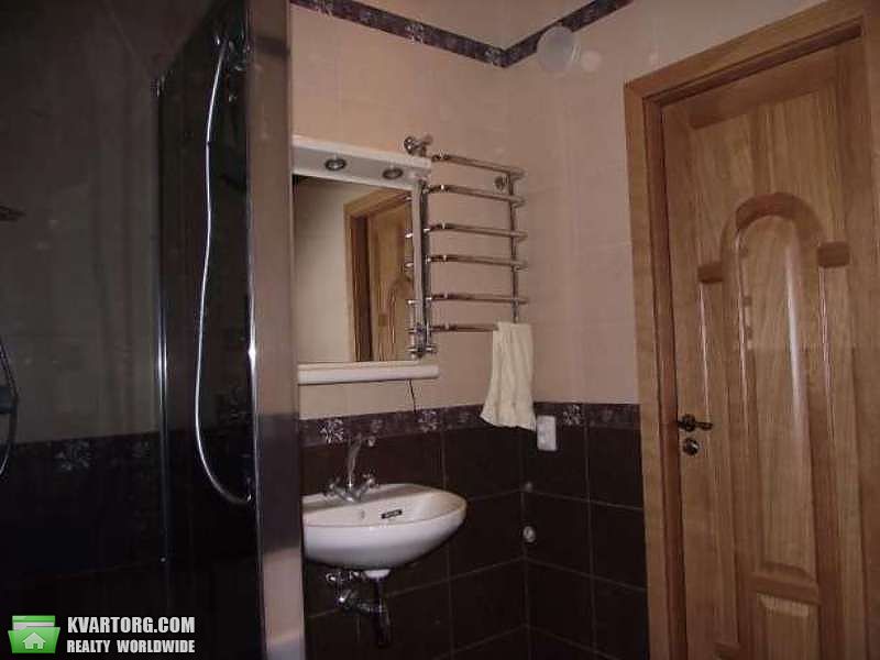 Rent out 2-room apartment. Киев,  Орлика — photo 10