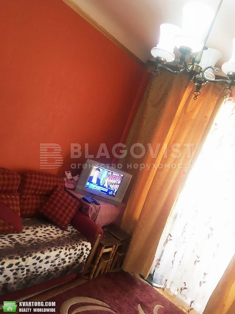 Sell 2-room apartment. Киев,  Межигорская — photo 3