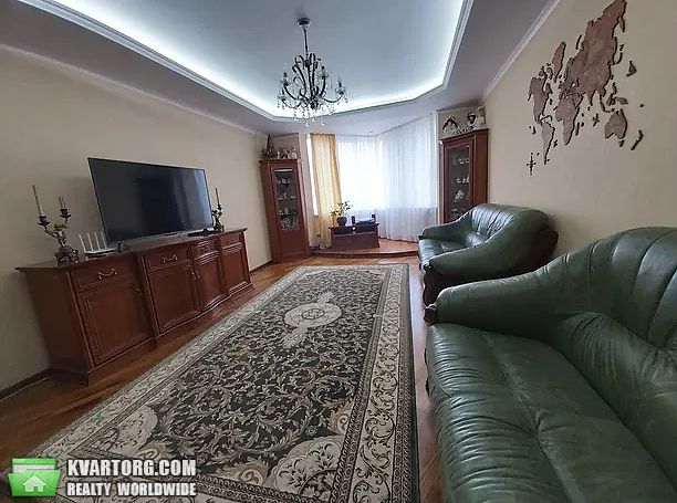 Sell 3-room apartment. Киев,  Салютная — photo 3