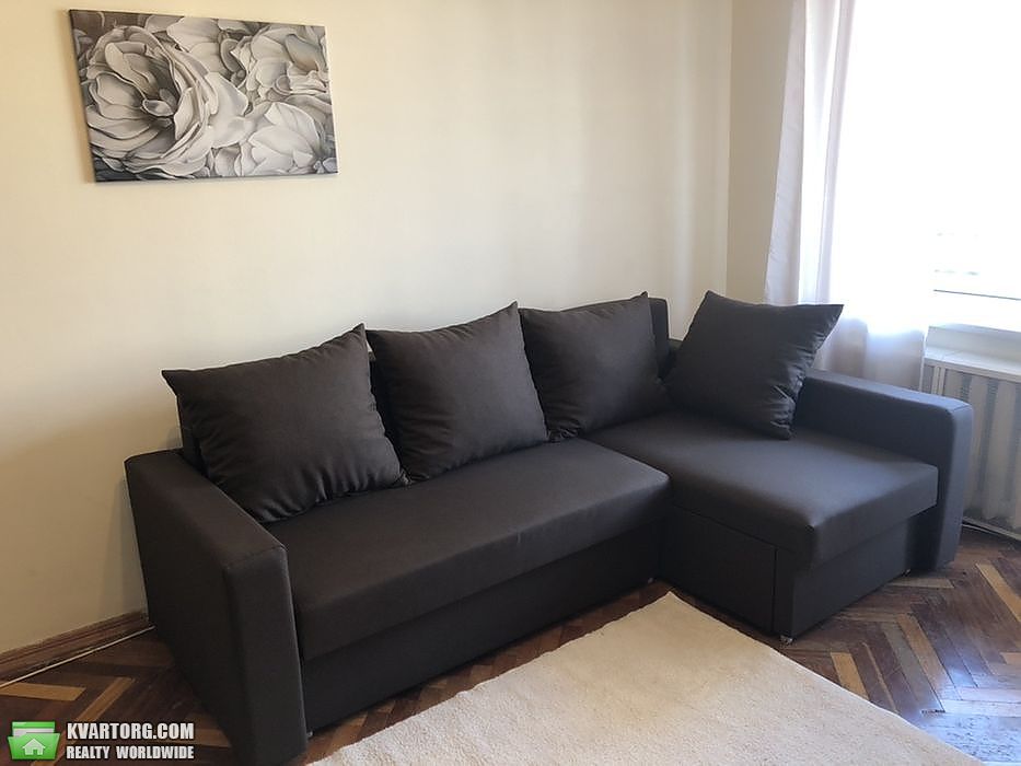Rent out 3-room apartment. Киев,  Большая Васильковская — photo 1