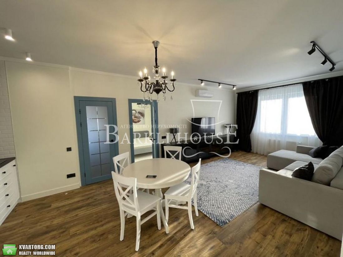 Rent out 3-room apartment. Киев, Нижньоключова — photo 2