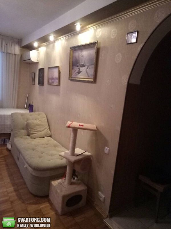 Sell 3-room apartment. Киев,  Вышгородская — photo 3
