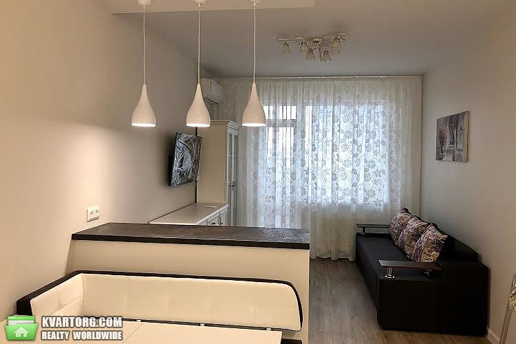 Rent out 1-room apartment. Киев,  Победы пр — photo 4