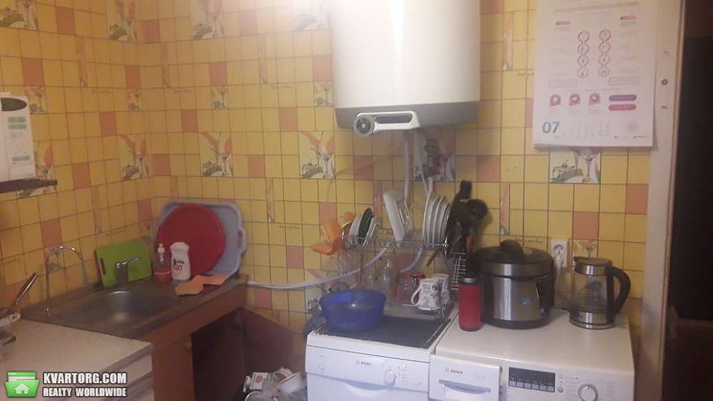 Sell 1-room apartment. Киев,  Вышгородская — photo 2