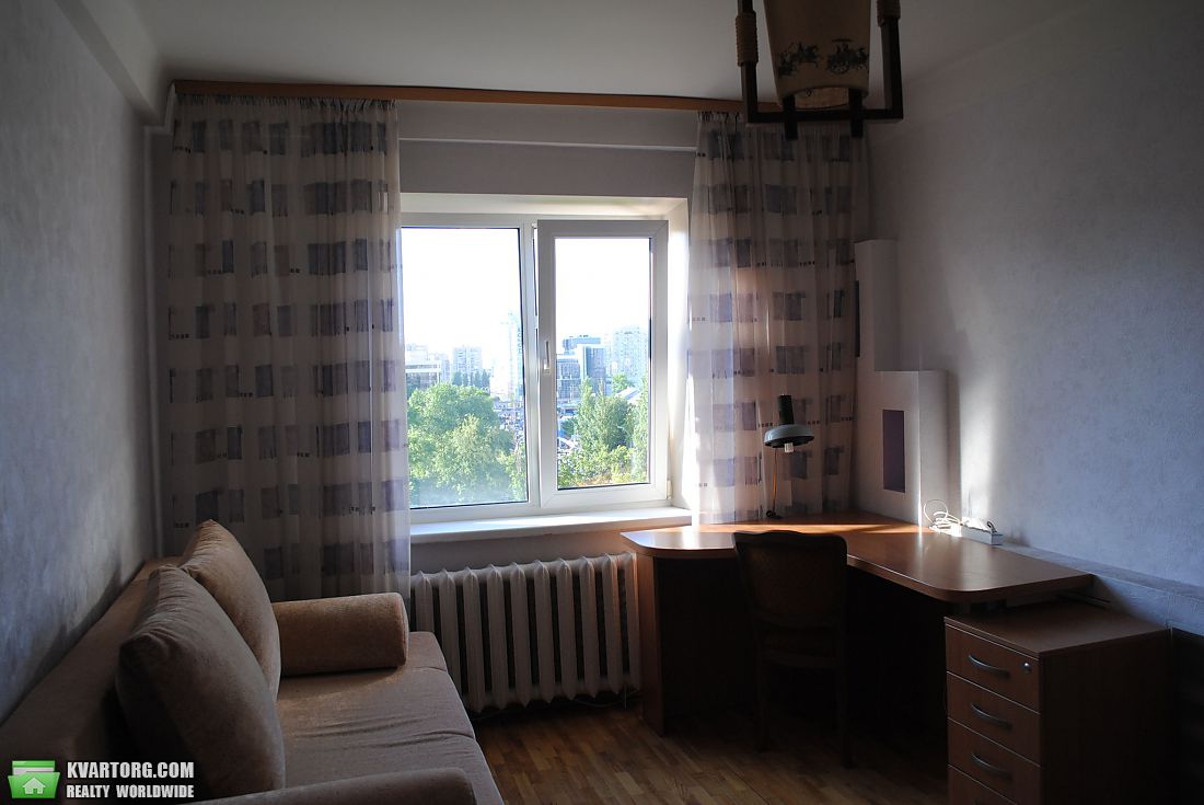 Rent out 3-room apartment. Киев, Полеханова — photo 6
