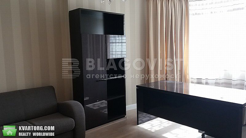 Rent out 4-room apartment. Киев,  Шевченко бул — photo 7
