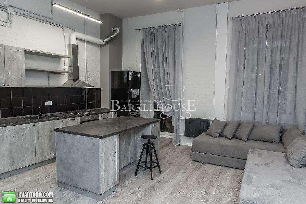 Rent out 2-room apartment. Киев,  Бассейная — photo 1