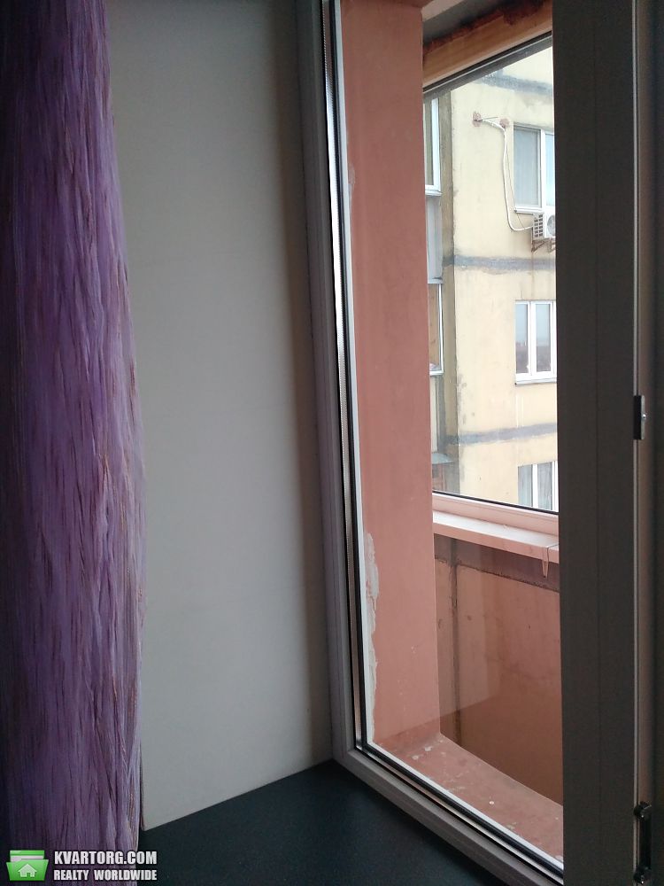Sell 2-room apartment. Киев, Ялтинская — photo 9