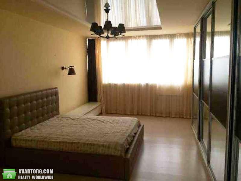 Rent out 3-room apartment. Киев,  Гетьмана — photo 10