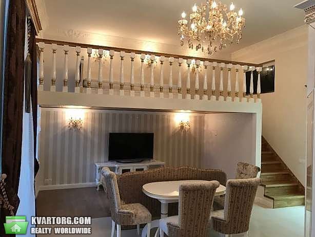 Rent out 2-room apartment. Киев,  Владимирская — photo 1