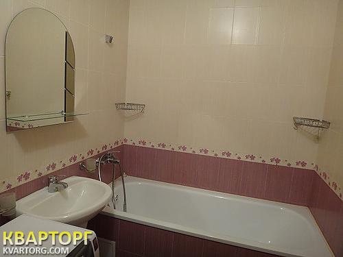 Rent out 3-room apartment. Киев,  Вышгородская — photo 7
