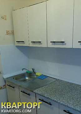 Rent out 2-room apartment. Киев, Жукова — photo 1