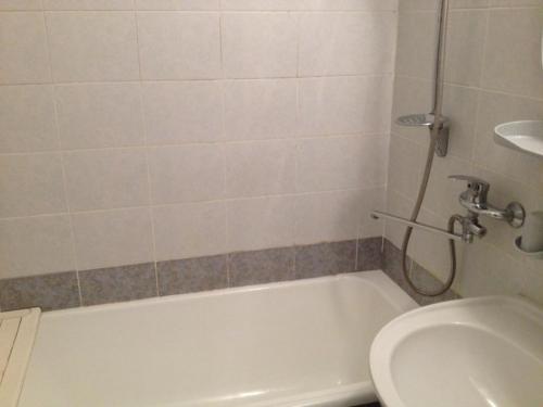 Rent out 3-room apartment. Одесса, М.Жукова — photo 7