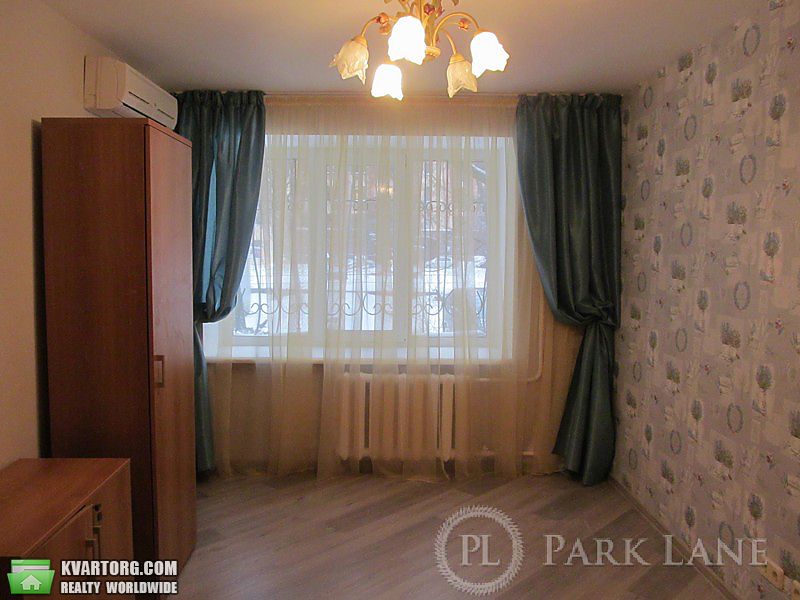 Sell 3-room apartment. Киев,  Почайнинская — photo 9