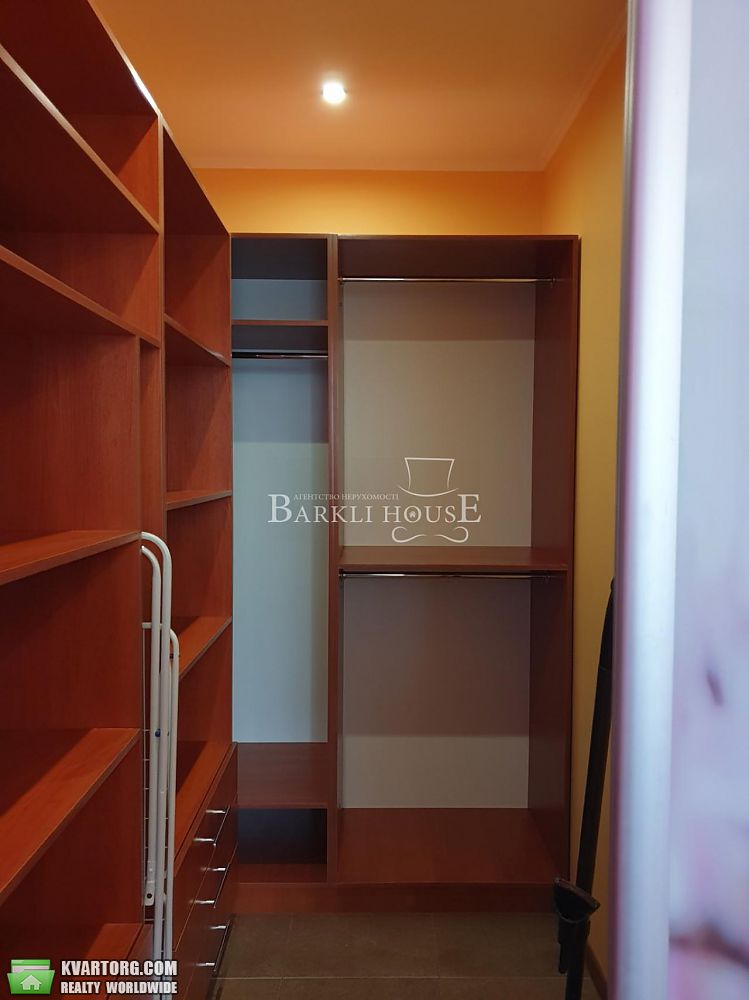 Rent out 1-room apartment. Киев,  Коломиевский пер — photo 9