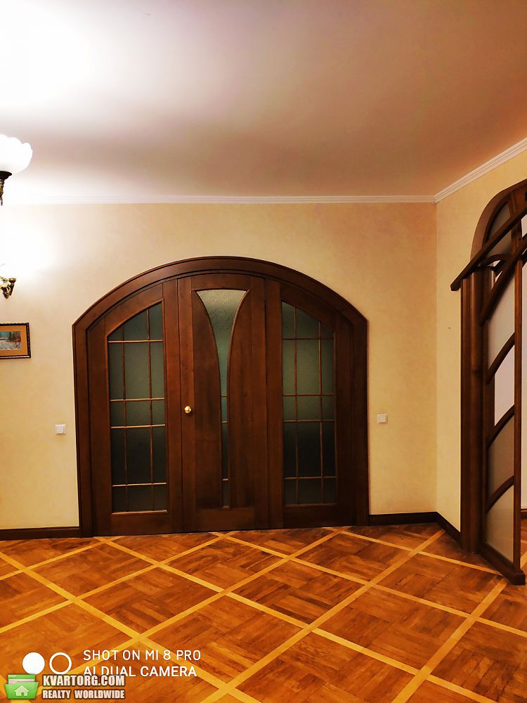 Rent out office. Киев,  Межигорская — photo 8