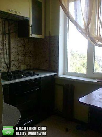 Sell 3-room apartment. Киев,  Миропольская — photo 4