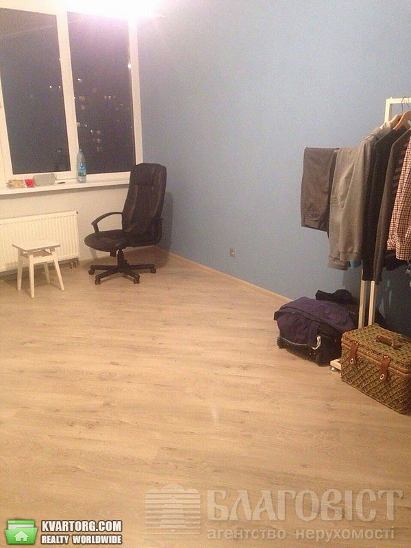 Sell 1-room apartment. Киев,  Вышгородская — photo 1