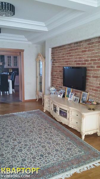 Rent out 4-room apartment. Киев,  Героев Сталинграда пр — photo 4