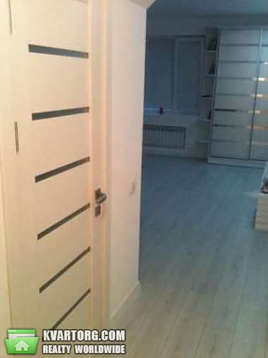 Sell 2-room apartment. Киев,  Уманская — photo 2