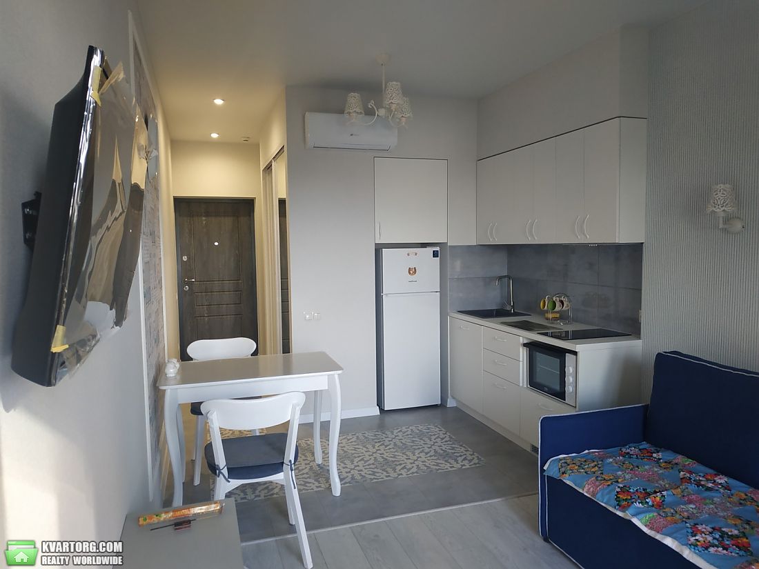 Rent out 1-room apartment. Одесса, Генуэзская — photo 1