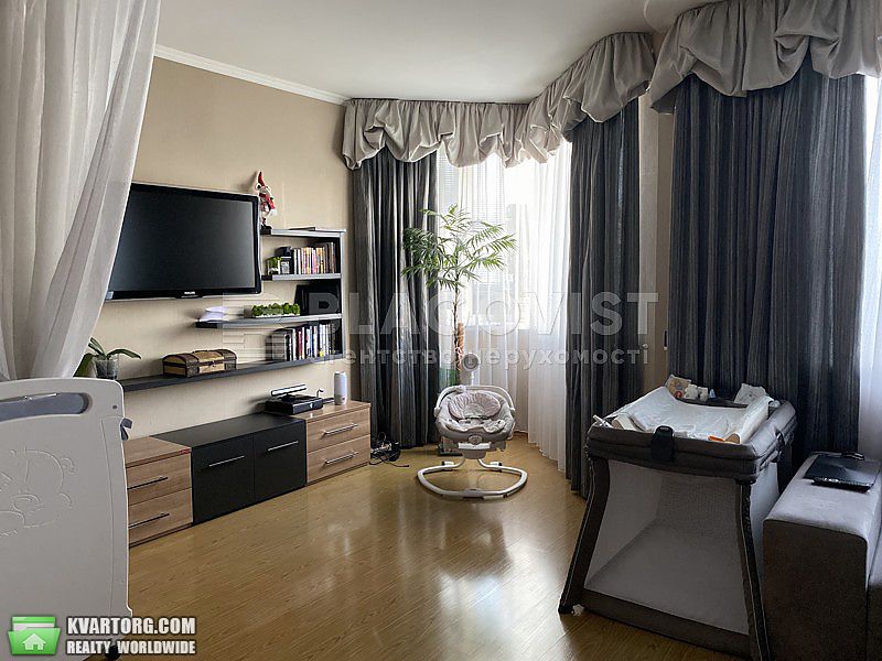 Sell 2-room apartment. Киев,  Саперно-Слободская — photo 1