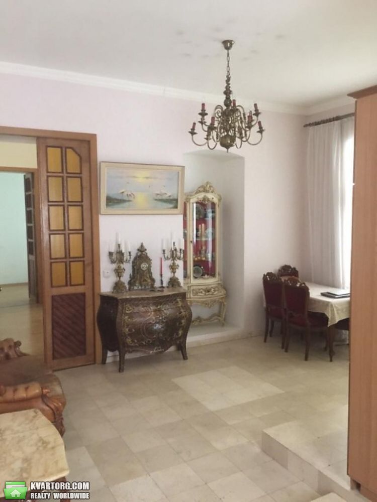 Rent out 3-room apartment. Киев,  Гончара — photo 1