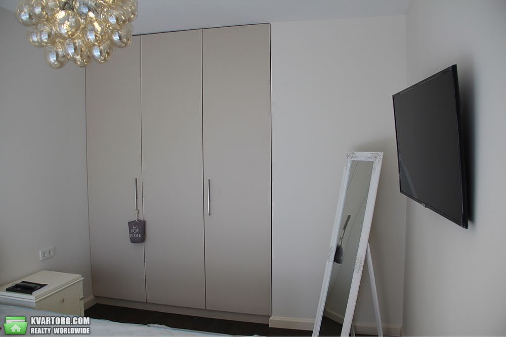 Rent out 3-room apartment. Киев,  Липковского — photo 4