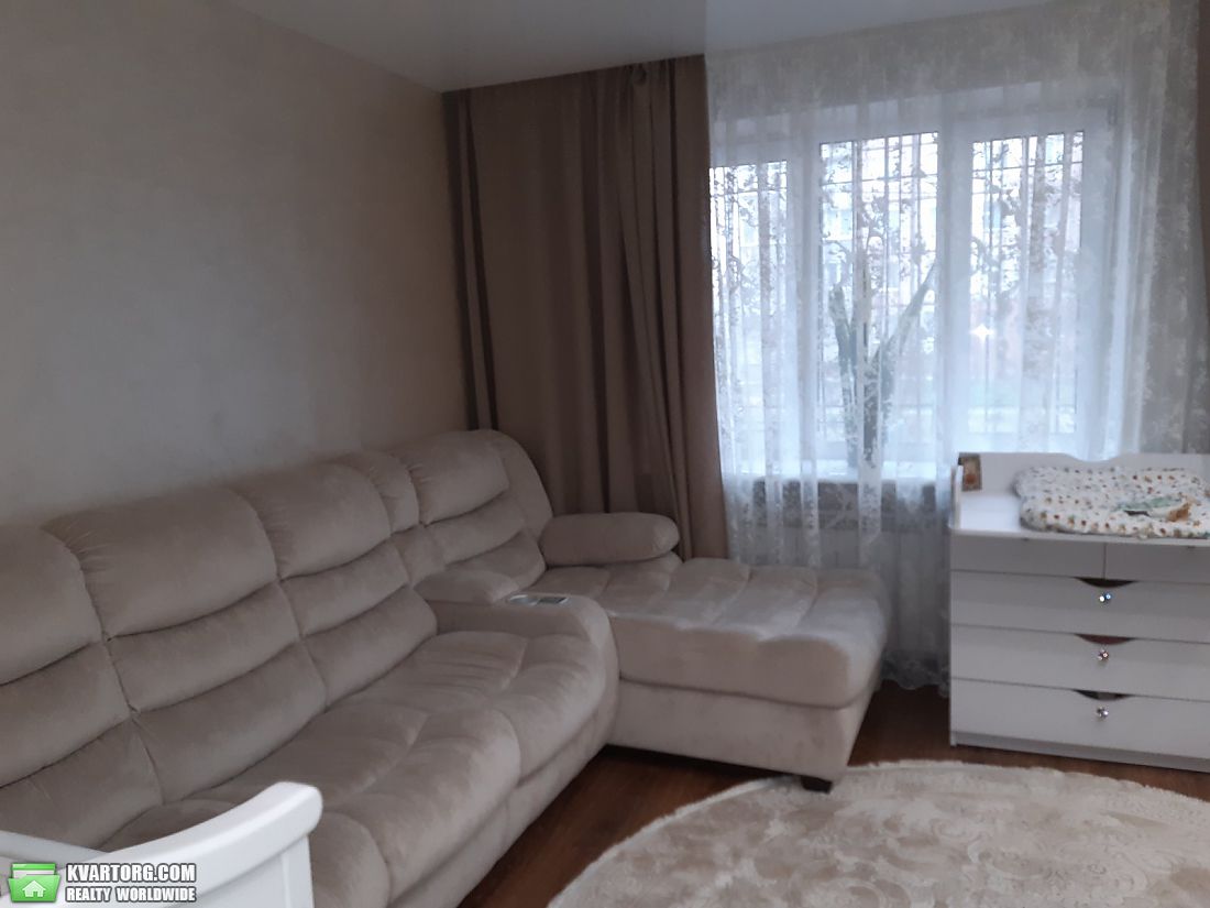 Sell 4-room apartment. Днепропетровск, Тепличная — photo 3