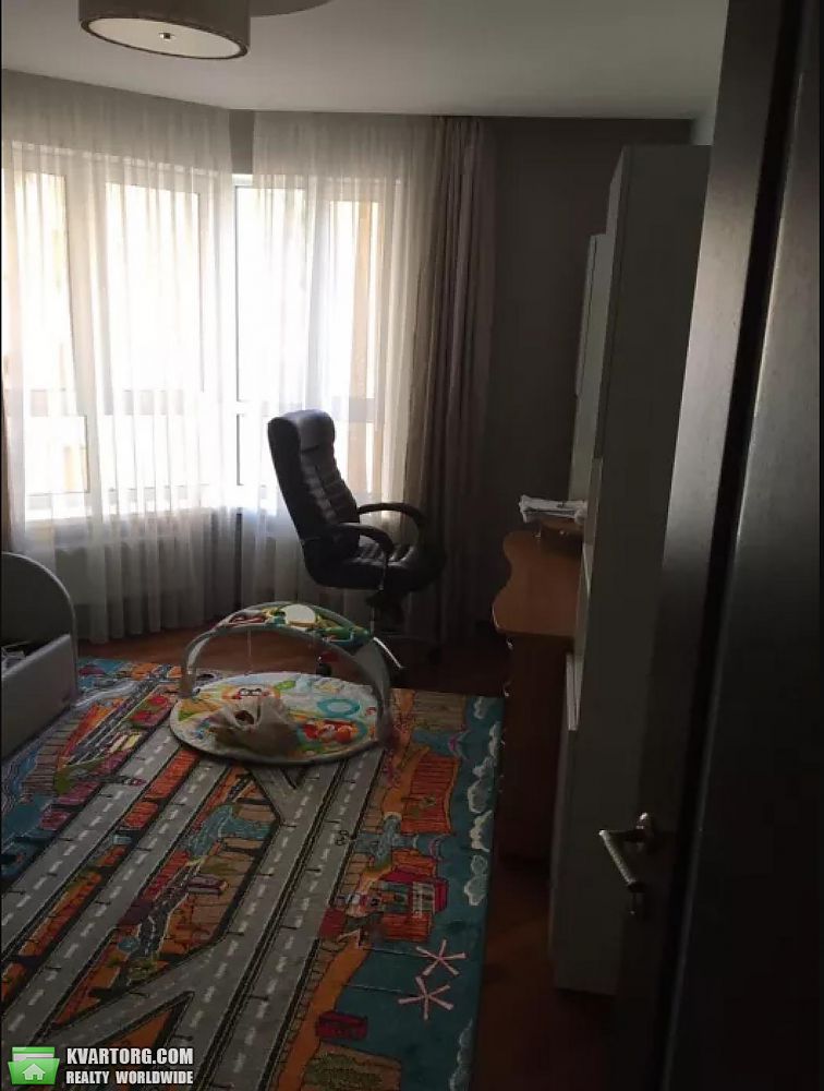 Rent out 3-room apartment. Киев,  Мишуги — photo 6