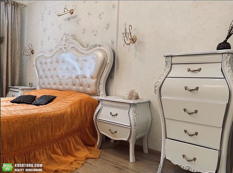 Rent out 2-room apartment. Киев,  Антоновича — photo 3